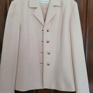 Dana Buchman pale pink/peach 100% silk jacket and  coordinating vest size 4